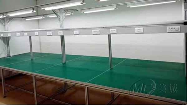 防靜電鋁型材工作臺(tái) 防靜電鋁型材工作臺(tái)